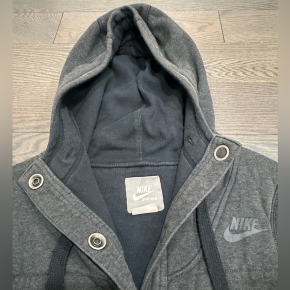 Women’s Size Small Nike Jacket - Picture 4 of 8
